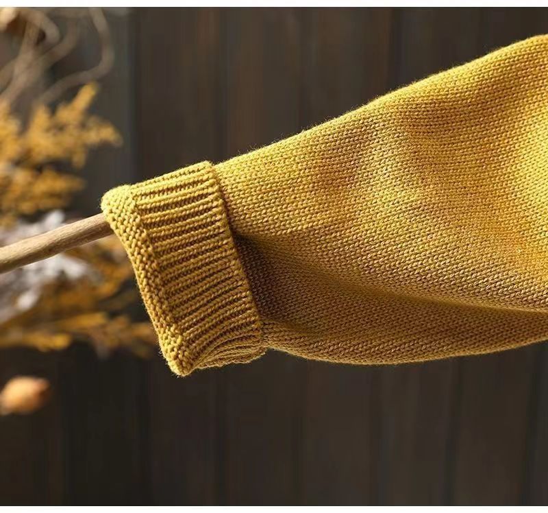 Sandra | Classic Cardigan Sweater
